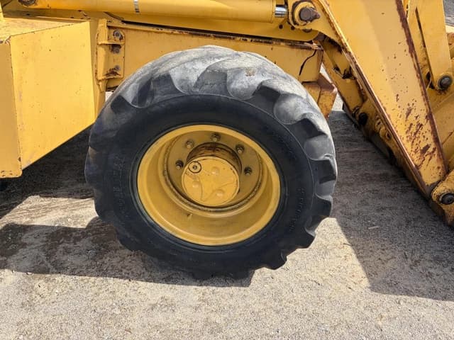 Image of John Deere 410G equipment image 3