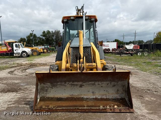 Image of John Deere 410G equipment image 1
