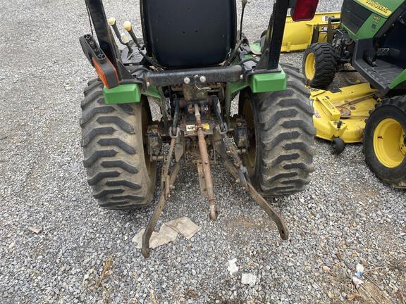 Image of John Deere 4110 equipment image 3