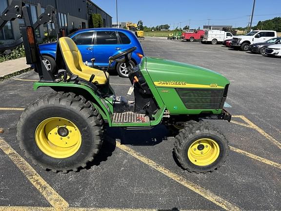 Image of John Deere 4110 equipment image 2