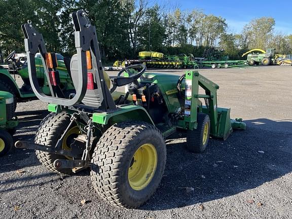 Image of John Deere 4110 equipment image 1