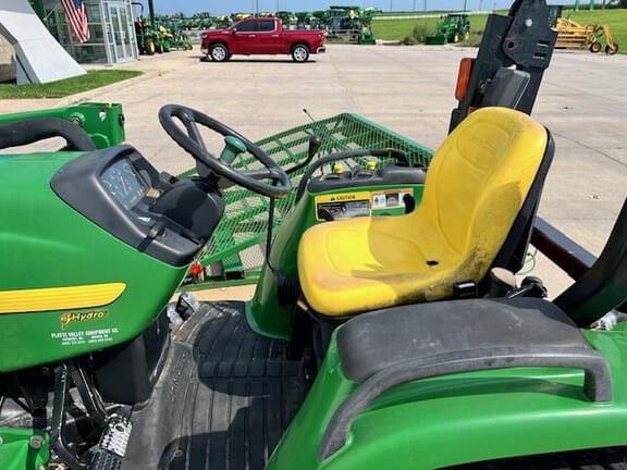 Image of John Deere 4210 equipment image 4