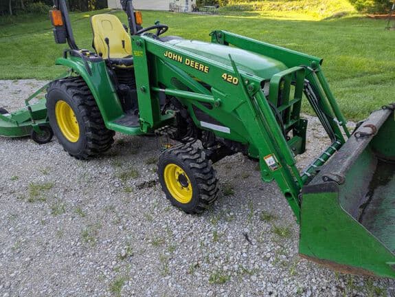 Image of John Deere 4210 equipment image 3