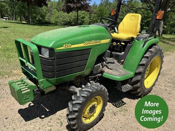 2002 John Deere 4210 Equipment Image0