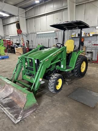Image of John Deere 4210 Primary image