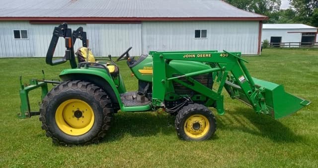 Image of John Deere 4310 equipment image 2