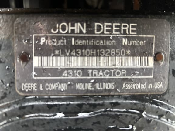 Image of John Deere 4310 equipment image 3