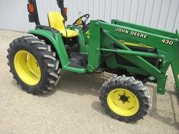Image of John Deere 4410 equipment image 2
