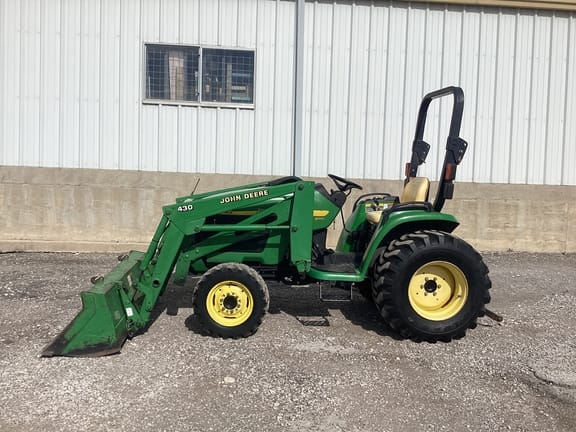 2002 John Deere 4410 Equipment Image0