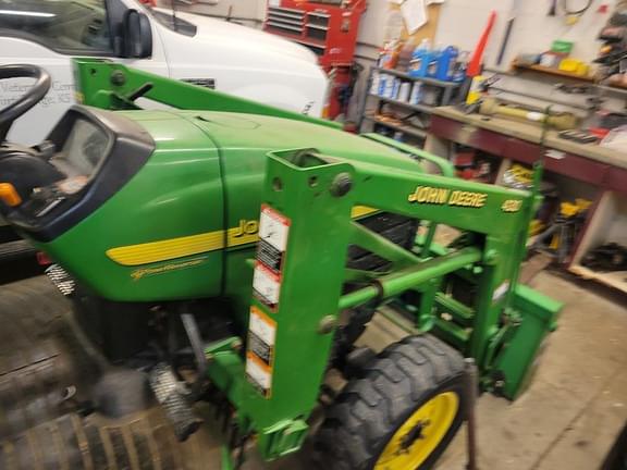 Image of John Deere 4410 equipment image 2