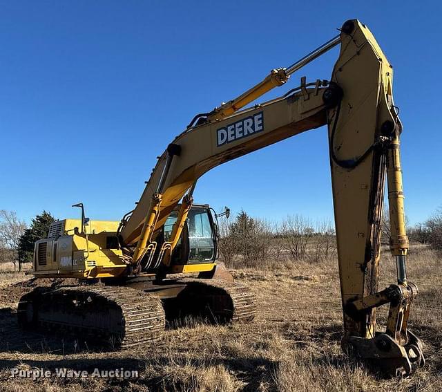 Image of John Deere 450C LC equipment image 2