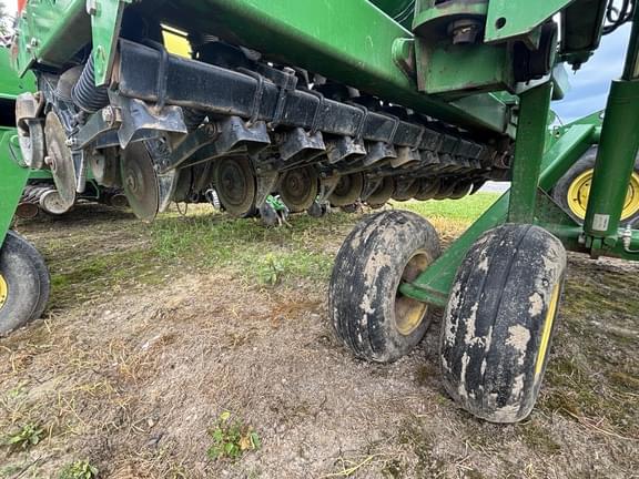 Image of John Deere 455 equipment image 4