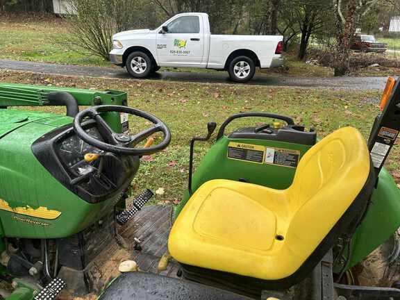 Image of John Deere 4610 equipment image 1