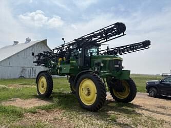 Image of John Deere 4710 equipment image 3