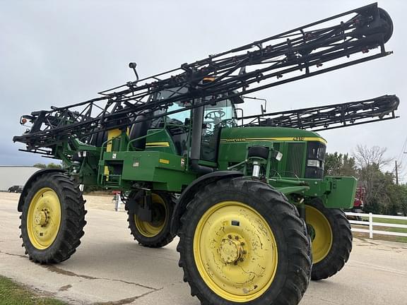 Image of John Deere 4710 equipment image 3