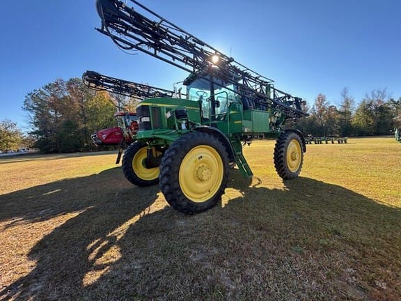 2002 John Deere 4710 Equipment Image0