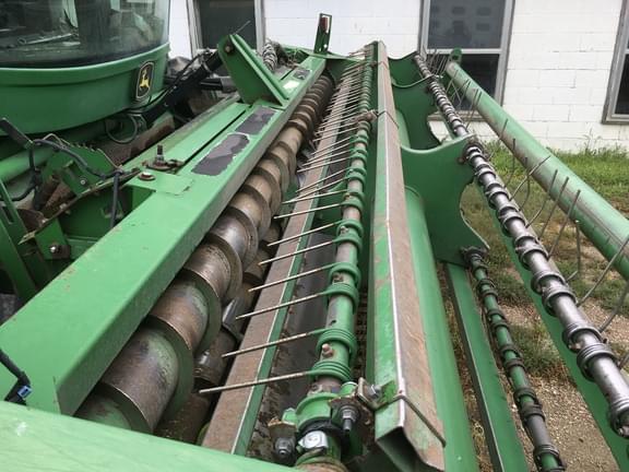 Image of John Deere 4895 equipment image 4