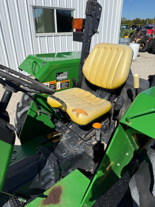 Image of John Deere 5103 equipment image 3