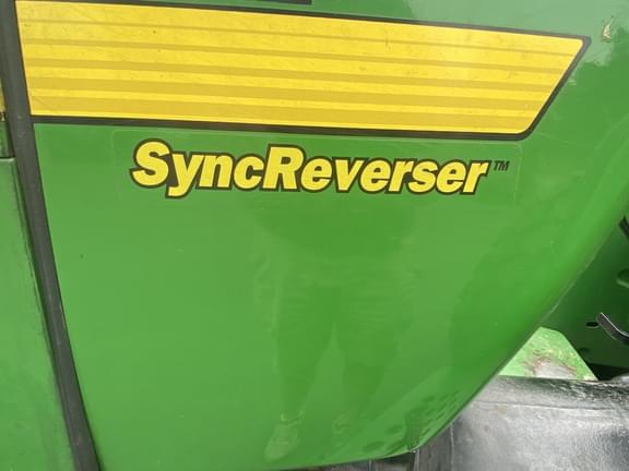 Image of John Deere 5105 equipment image 1