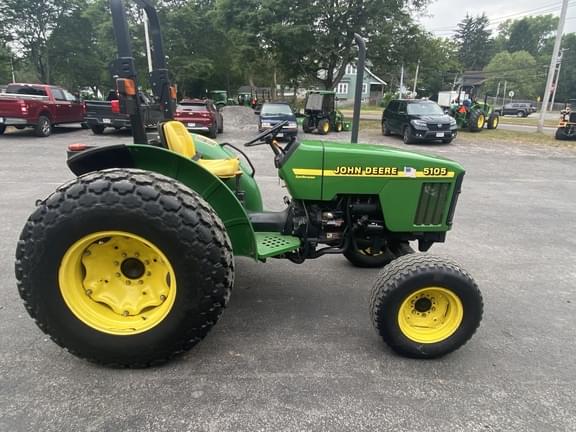 Image of John Deere 5105 equipment image 4