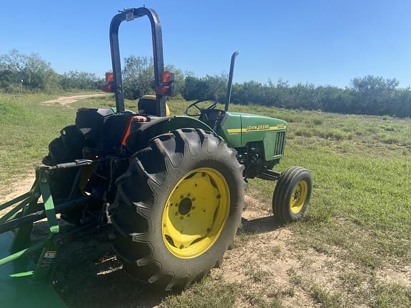 Image of John Deere 5105 equipment image 2