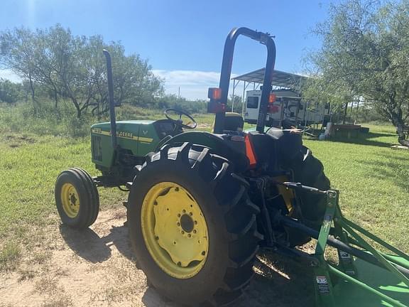 Image of John Deere 5105 equipment image 3