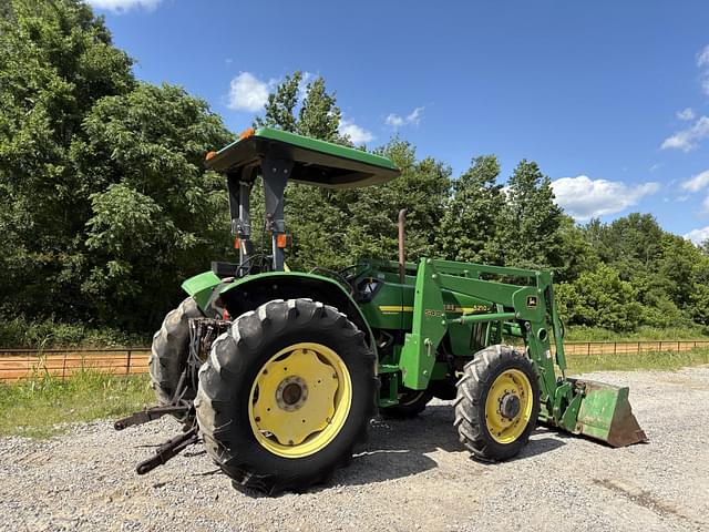 Image of John Deere 5210 equipment image 3