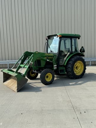 Image of John Deere 5320 Primary image