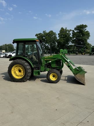 Image of John Deere 5320 equipment image 3