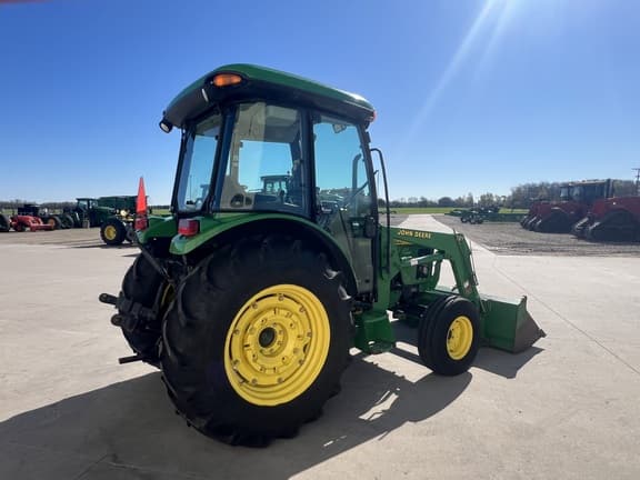 Image of John Deere 5320 equipment image 3