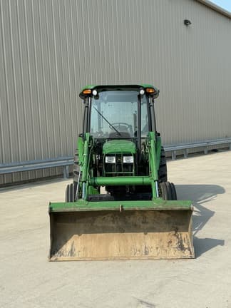 Image of John Deere 5320 equipment image 2