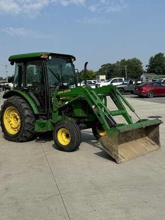 Image of John Deere 5320 equipment image 2
