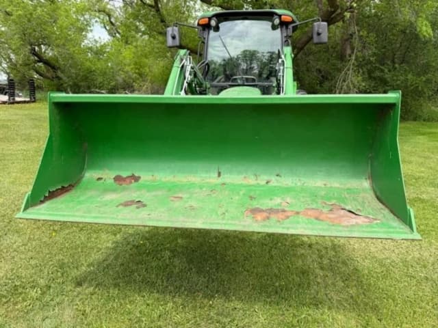 Image of John Deere 5320 equipment image 1