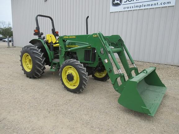Image of John Deere 5320 equipment image 3
