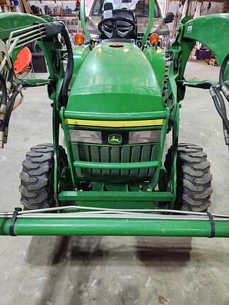 Image of John Deere 5320 equipment image 4