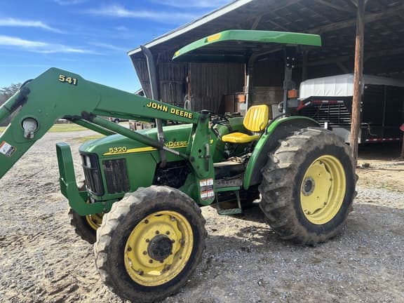 Image of John Deere 5320 Primary image