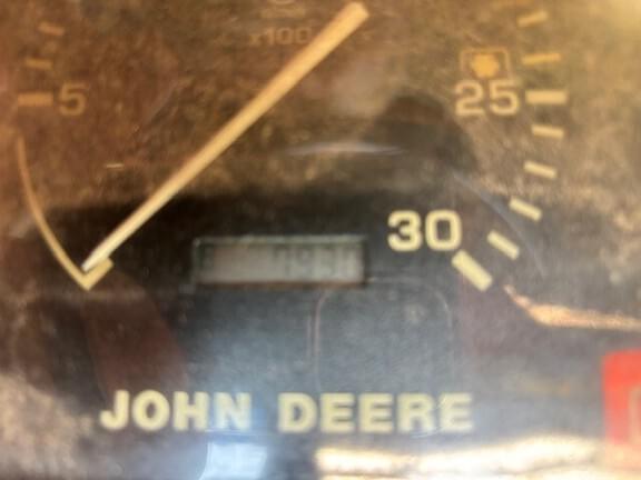 Image of John Deere 5420 equipment image 4