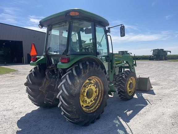 Image of John Deere 5420 equipment image 4