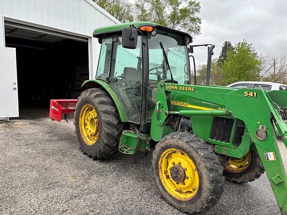 Image of John Deere 5420 equipment image 2