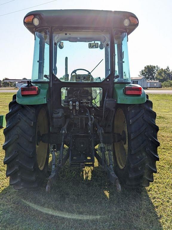 Image of John Deere 5420 equipment image 3