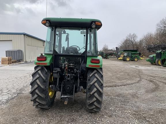 Image of John Deere 5420 equipment image 3