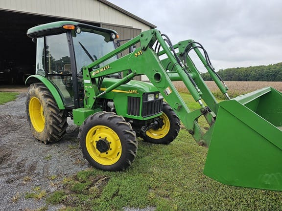 2002 John Deere 5420 Equipment Image0