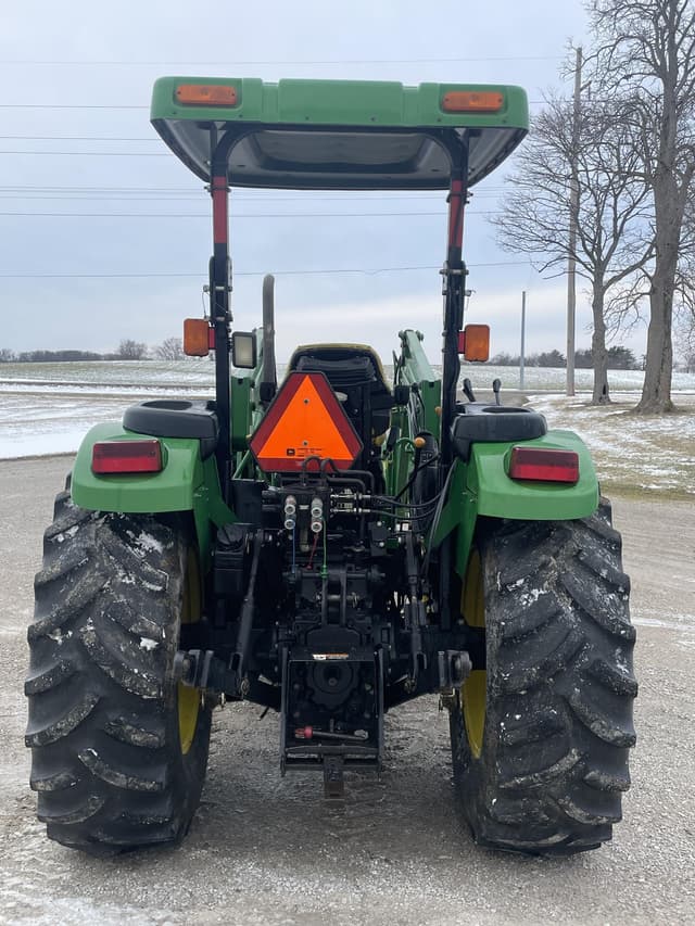 Image of John Deere 5420 equipment image 4