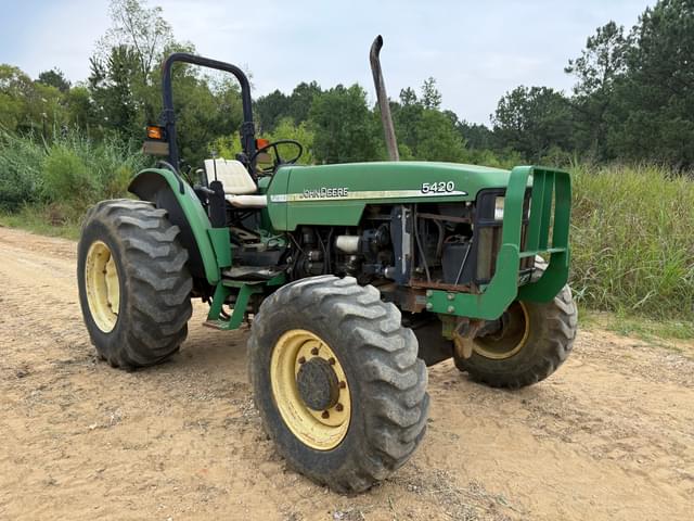 Image of John Deere 5420 equipment image 2