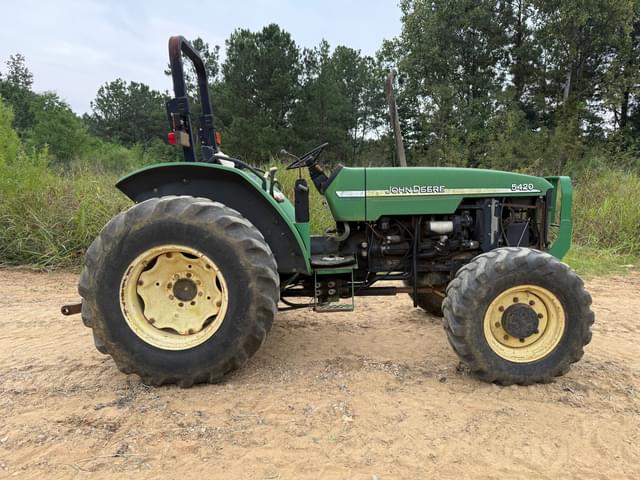 Image of John Deere 5420 equipment image 3