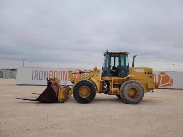 Image of John Deere 544H equipment image 1