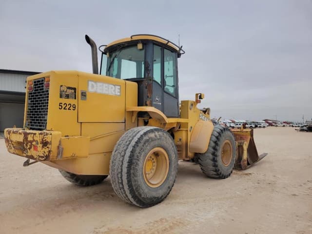 Image of John Deere 544H equipment image 4