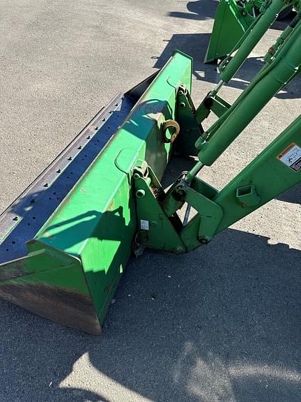 Image of John Deere 5520 Primary image