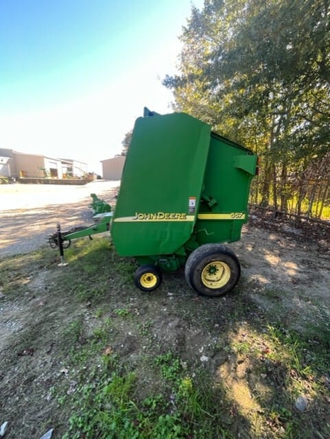 2002 John Deere 557 Equipment Image0
