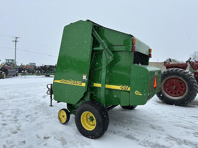 Image of John Deere 567 equipment image 2